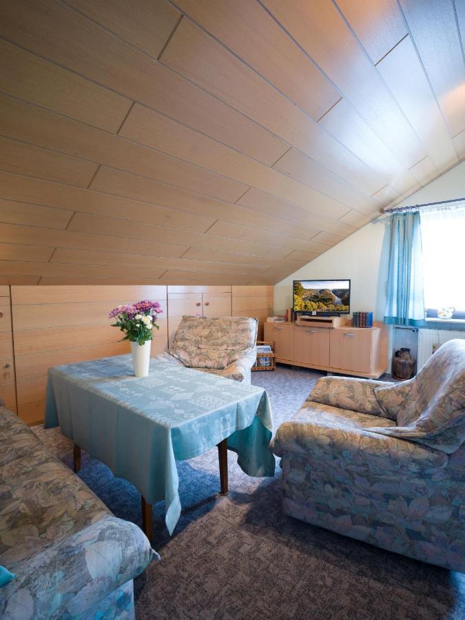 Ferienwohnung Christel Lorenz メルツィッヒ エクステリア 写真